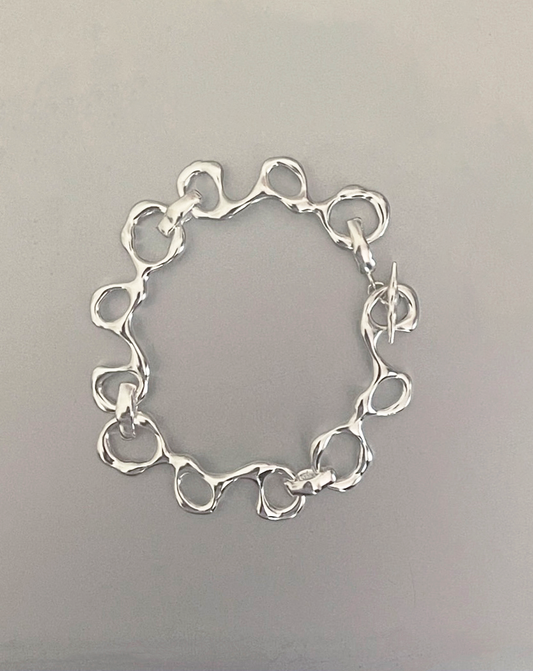 ... HORIZONTAL BRACELET