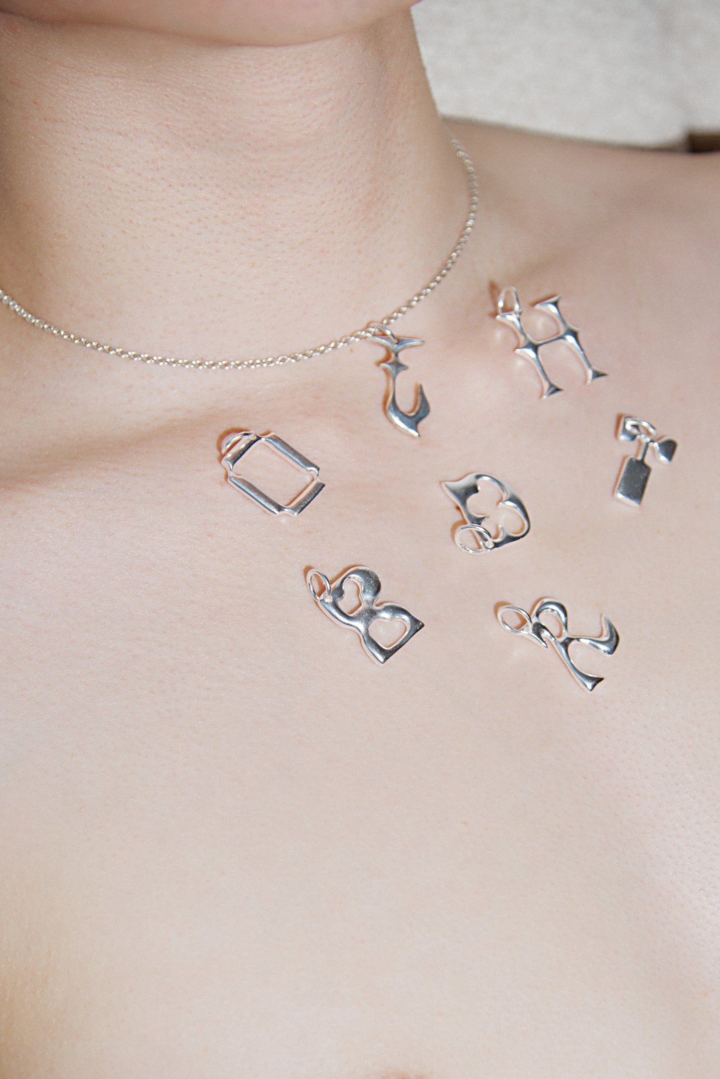 W0dd ALPHABET NECKLACE