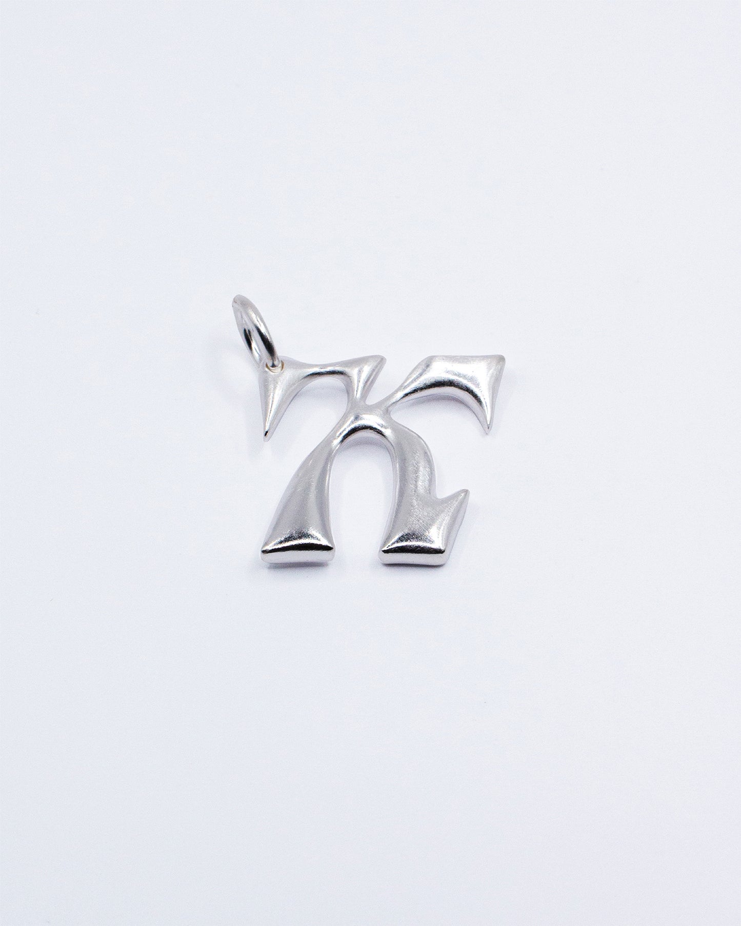 W0dd ALPHABET PENDANT