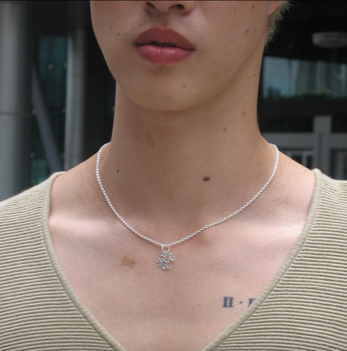 W0dd LOGO NECKLACE